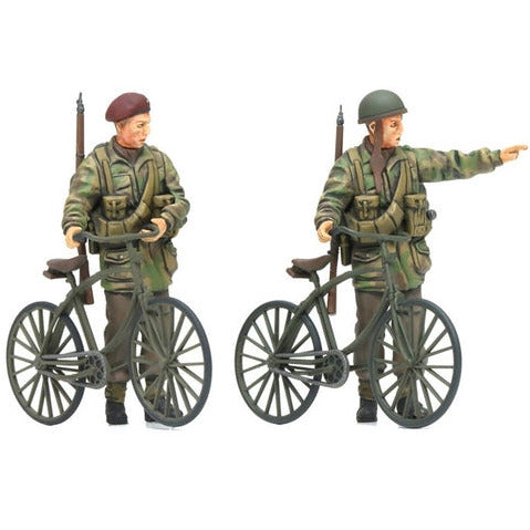 TAMIYA 1/35 British Paratroopers & Bicycles Set