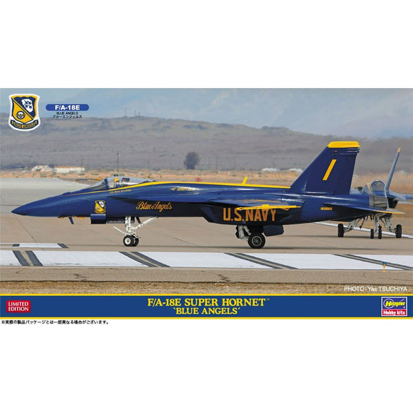 HASEGAWA 1/72 F/A-18E Super Hornet "Blue Angels" (Bonus Emblem Patch Included)