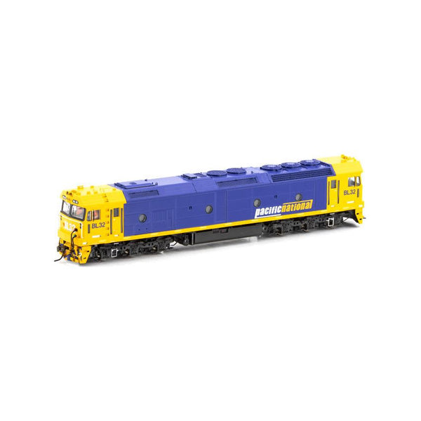 AUSCISION HO BL32 Pacific National Intermodal with Large Front Numbers - Blue/Yellow