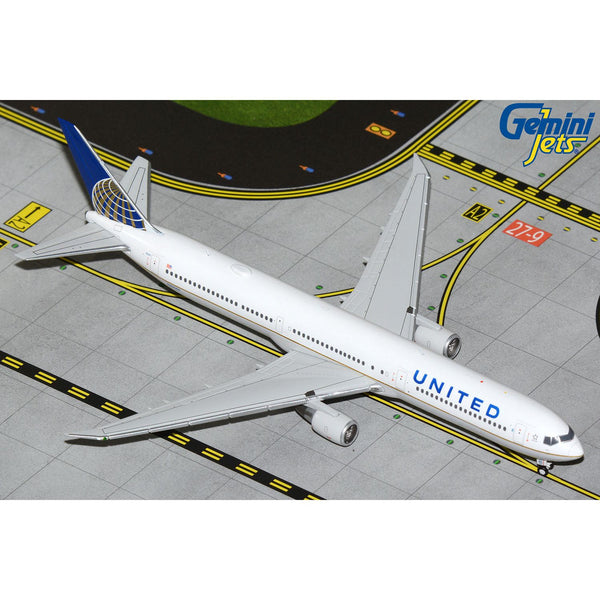 GEMINI JETS 1/400 United Airlines B767-400ER Post-Merger (Previous) Livery