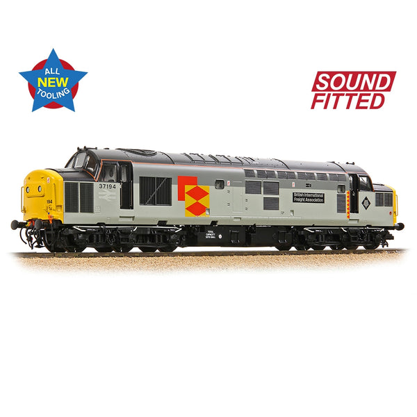 BRANCHLINE OO Class 37/0 Centre Headcode 37194 'British Int. Freight Assoc.' BR RF DCC Sound Fitted