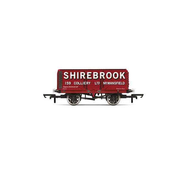 HORNBY OO 7 Plank Wagon, Shirebrook - Era 3
