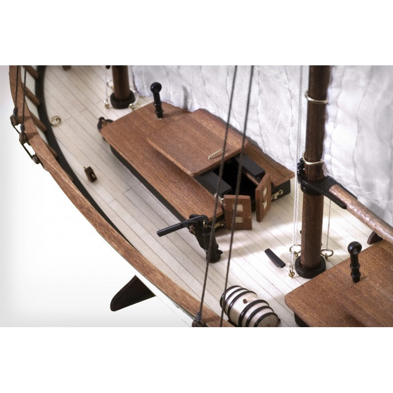 ARTESANIA LATINA 1/50 Swift Wooden Ship Model